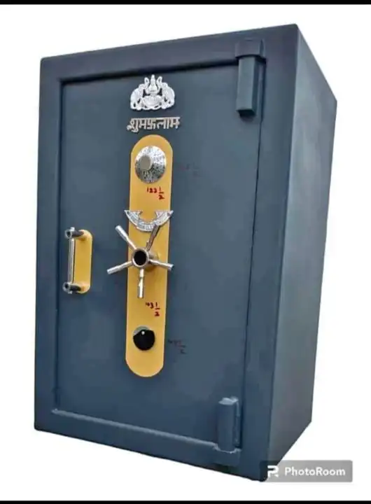 Safe Locker Tijori  uploaded by M/S Jay steel safe on 6/2/2023