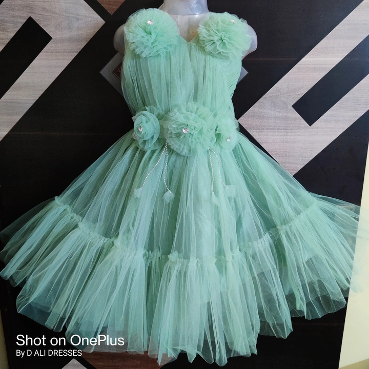 Article number 165... size20/30 uploaded by D ALI 2 DRESSES on 6/2/2023