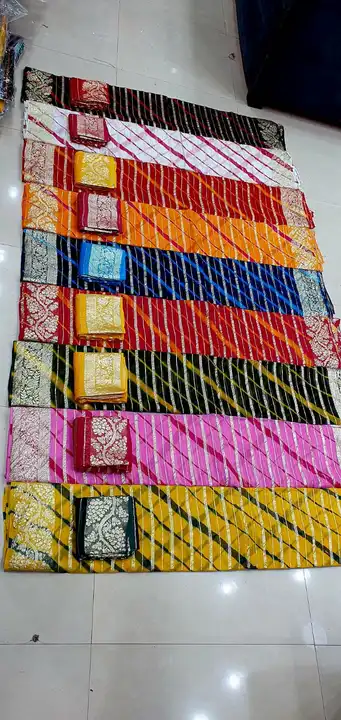 …presents very pretty  fully multy saree

beautiful colour combination saree for all ladies 

👉keep uploaded by Gotapatti manufacturer on 6/3/2023