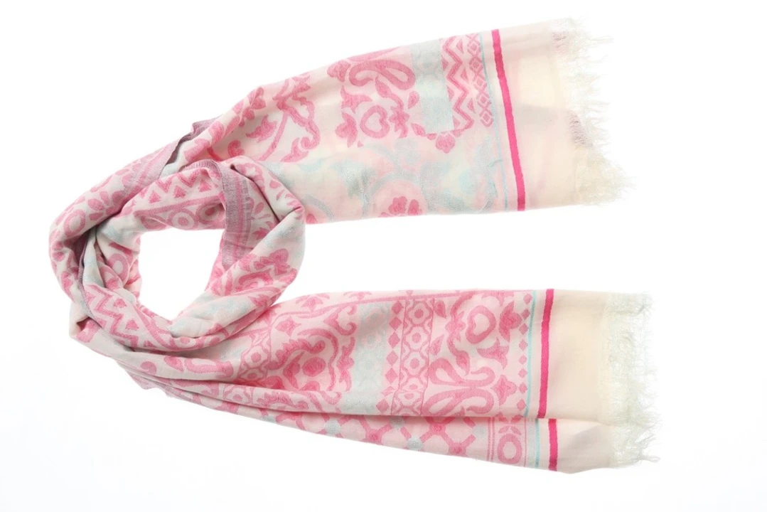 Scarf uploaded by Devine touch exports pvt Ltd on 6/3/2023