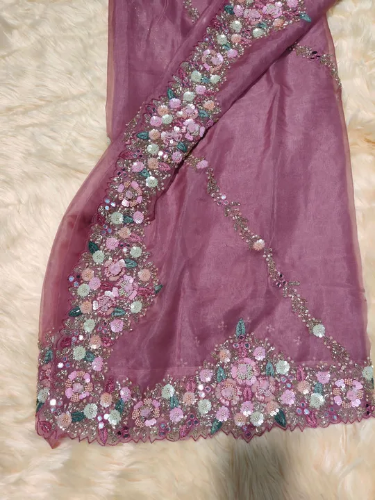 Fancy saree uploaded by New vanita prints on 6/3/2023