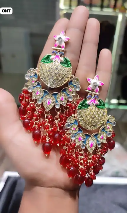 Earrings uploaded by Mohit shopify on 6/4/2023