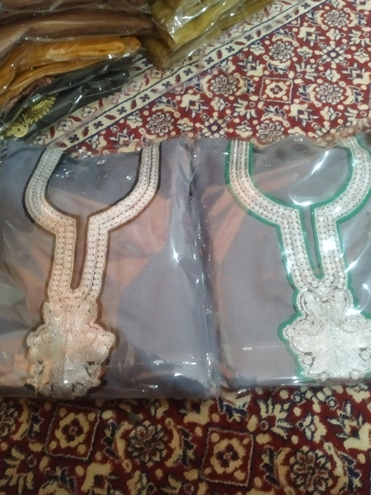 Ruby cotton  uploaded by Kashmiri handicraft on 6/4/2023