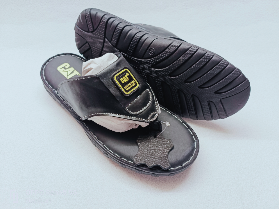 Men's Genuine Leather Flip flops Slippers  uploaded by business on 6/4/2023