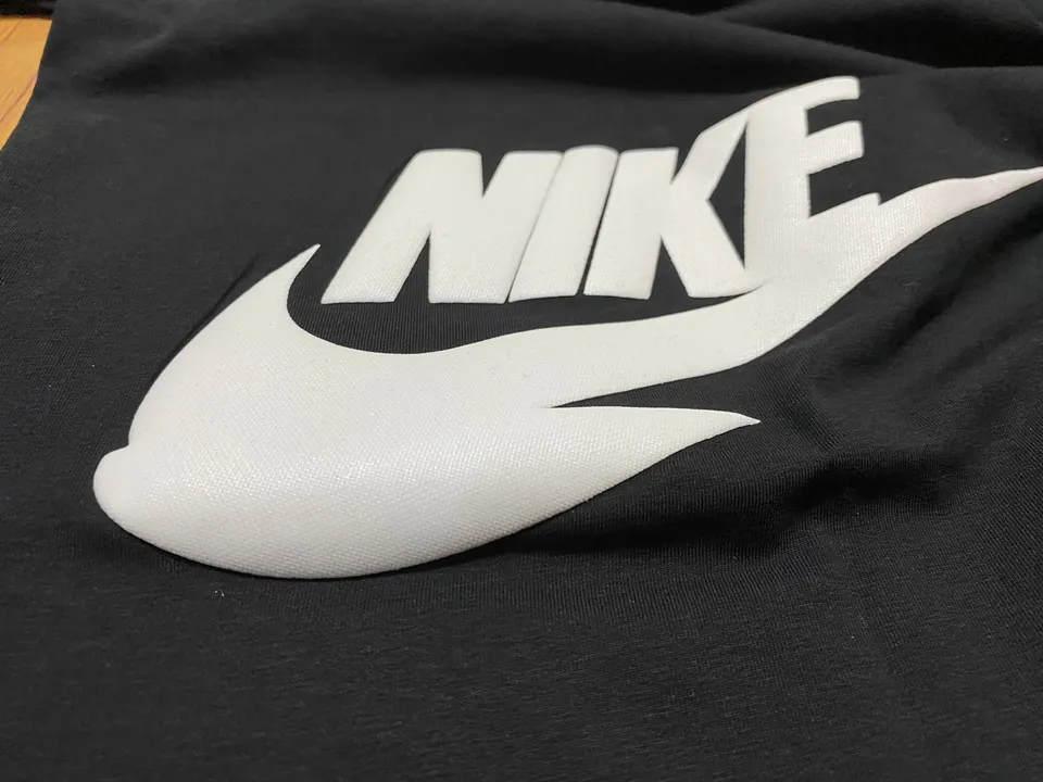 Nike down shoulder  uploaded by business on 6/5/2023