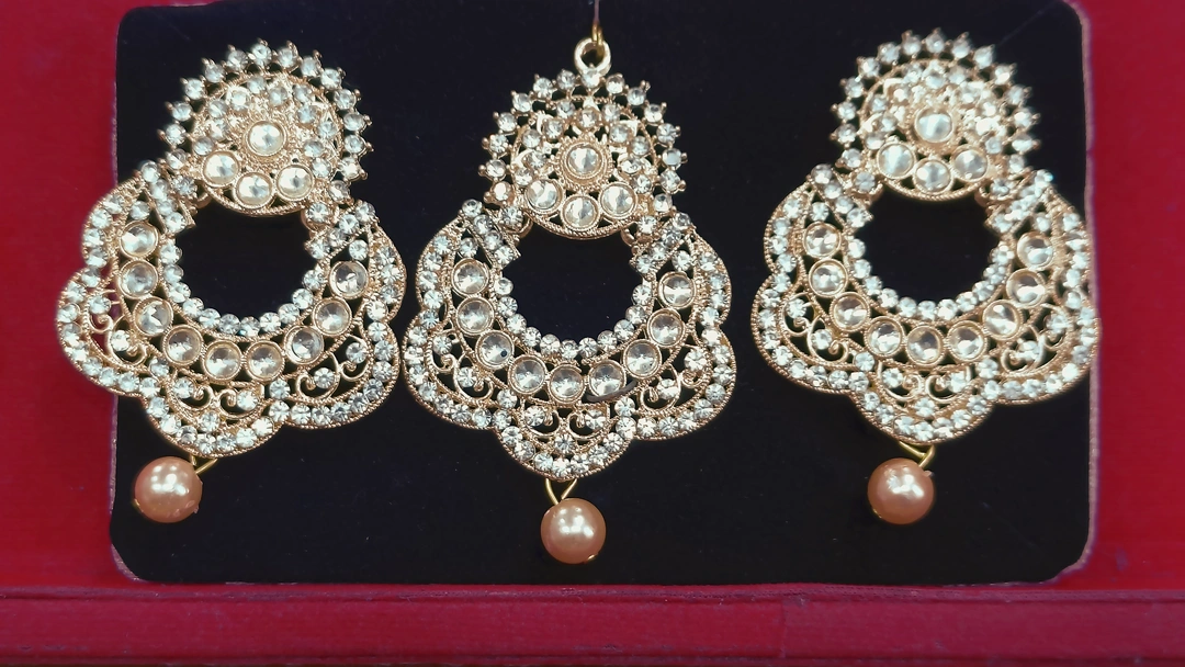 Maangtika with earrings collection gold plated  uploaded by Krishna collection on 6/5/2023