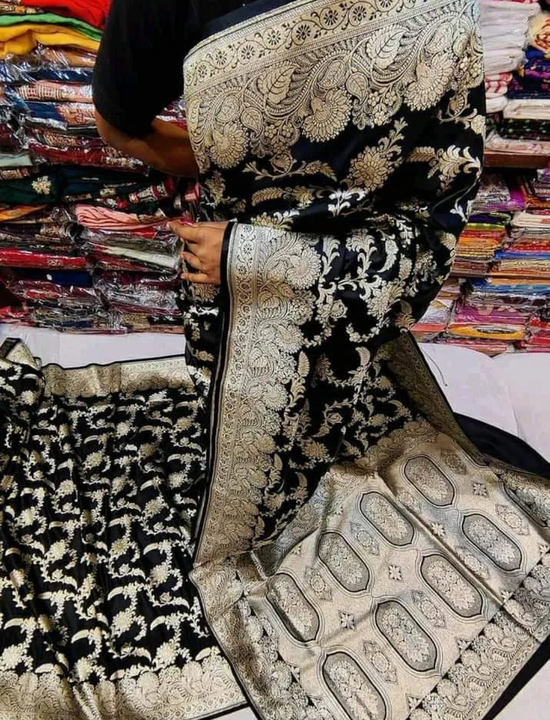 Product uploaded by 🥰Dutta saree center🥰 on 6/5/2023