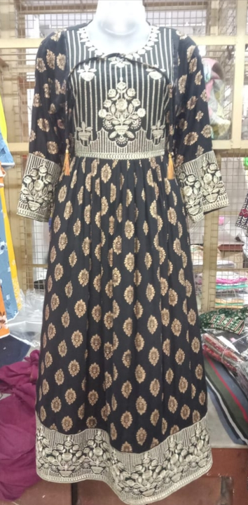 Kurti uploaded by Ladies clothing on 6/5/2023
