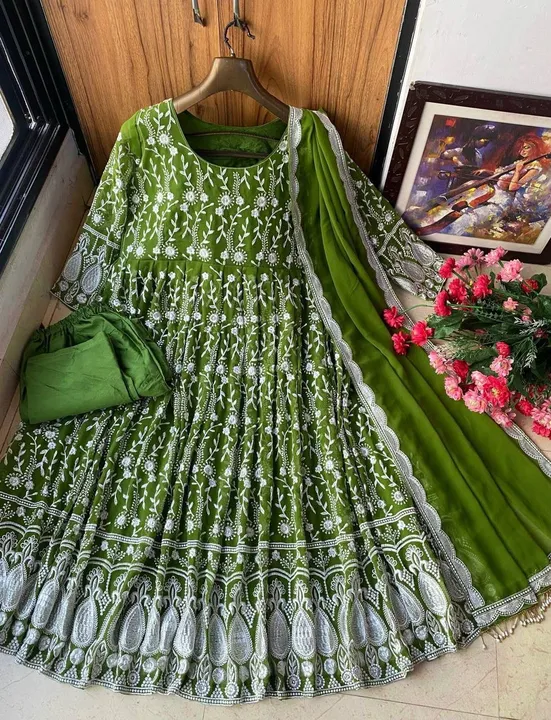 LC 944

♥️ PRESENTING NEW DESIGNER  EMBROIDERED ANARKALI GOWN ♥️

♥️ GOOD QUALITY EMBROIDERED GEORGE uploaded by A2z collection on 6/5/2023