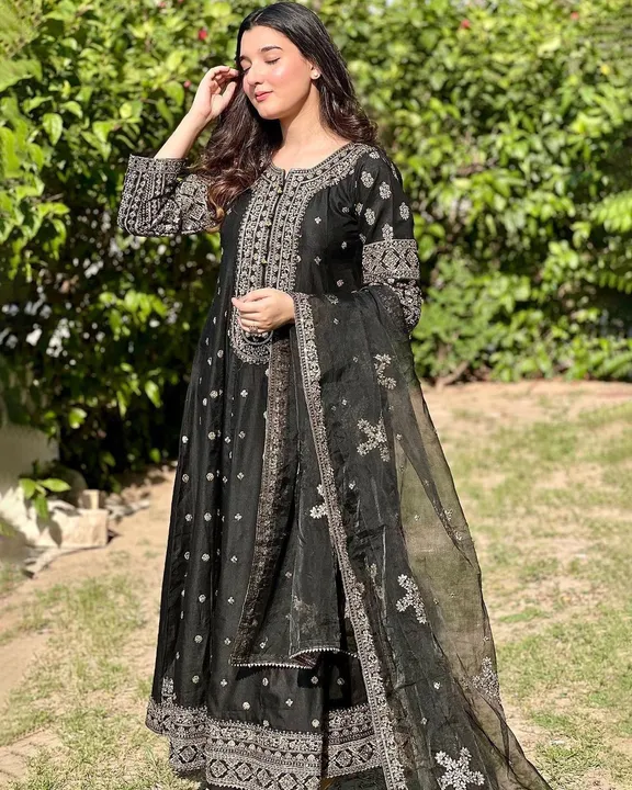 LC 1062

♥️ PRESENTING NEW DESIGNER EMBROIDERED ANARKALI GOWN ♥️

♥️ GOOD QUALITY EMBROIDERED HEAVY  uploaded by A2z collection on 6/5/2023