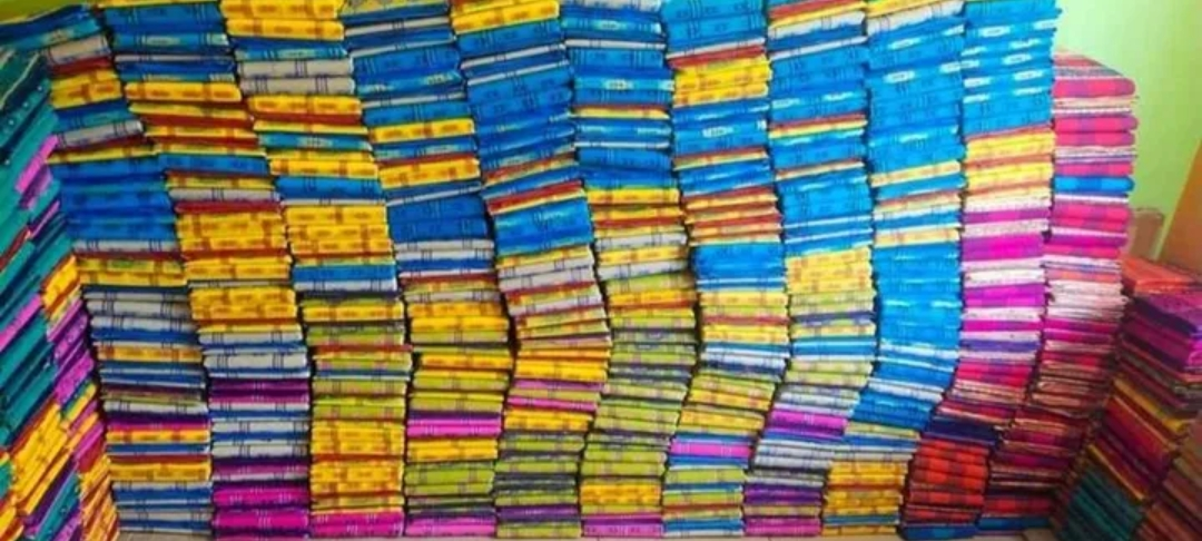 Shantipur tant saree ( wholesale price) uploaded by 🥰Dutta saree center🥰 on 6/5/2023