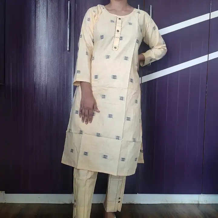 2 pic and kurti lot uploaded by Sarkar mustufa aabad stock lot shot surat on 6/5/2023