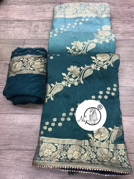 ..Presents  traditional Saree*  

beautiful  colour combination saree for all ladies 

💖original pr uploaded by Gotapatti manufacturer on 6/6/2023