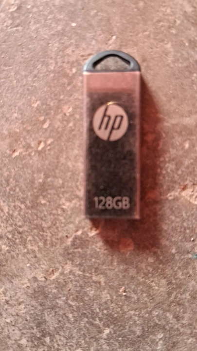 Post image I want 1-10 pieces of HP 128GB Pendrive at a total order value of 799. Please send me price if you have this available.