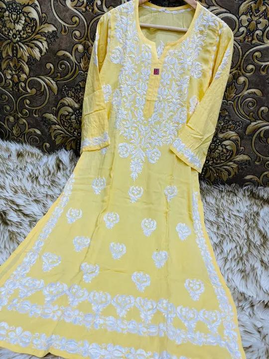 *The Lucknoweez*


*🤩 Beautiful Modal Chikankari Handwork Kurti  🤩* 


🎽 Fabric - Modal

📏 Size  uploaded by Fashion Textile  on 6/6/2023