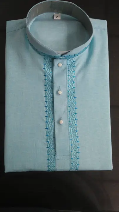 Cotton kurta with embroidery  uploaded by Bhavna Tradition on 6/6/2023