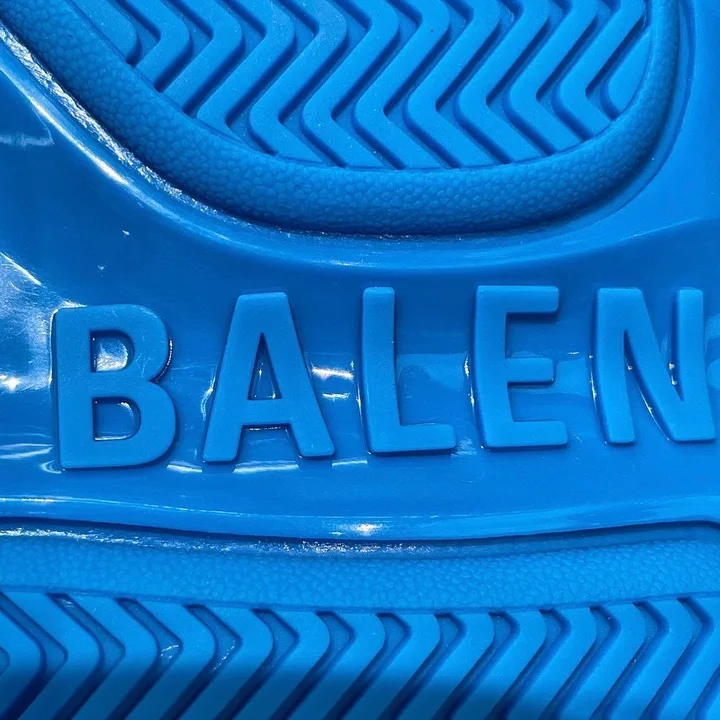 Balenciaga  uploaded by Brand surplus on 6/6/2023