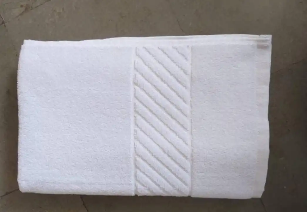 White towel 500gms siWhite towel 500gms size 30*60 uploaded by Sabhya fabrics on 6/6/2023