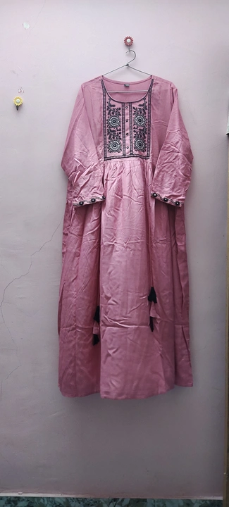 Post image KURTI ONLY 180
GOWN ONLY 250
TOP DUPATTA ONLY 350
TOP BOTTOM ONLY 400
TOP BOTTOM DUPATTA ONLY 500