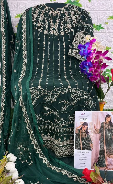 Beautiful dress uploaded by Heena fashion house on 6/7/2023