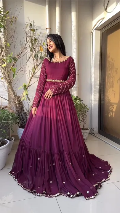 New Anarkali Gown 🤩 uploaded by Sukhkrta clothing  on 6/7/2023