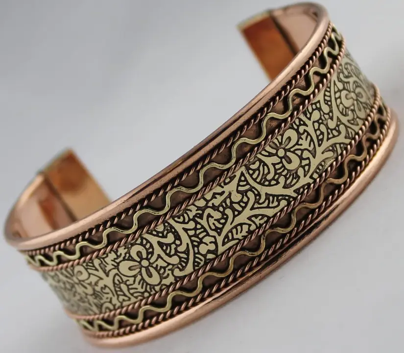 Copper bracelet  uploaded by Antique creations on 6/7/2023