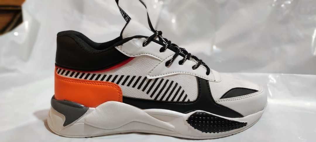 Post image Sports shoe for retailers in cheap price 

Only wholesale for order cantact me
8630148040