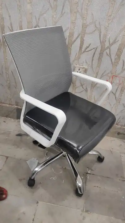 Post image Black Chair with white touch looks Beautiful