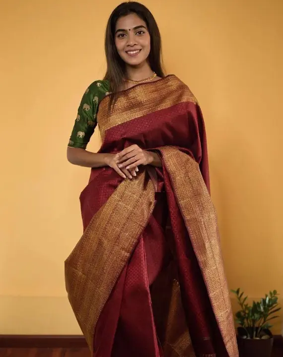 Rich pallu with allover zari weaving design saree  uploaded by DHANANJAY CREATIONS on 6/7/2023