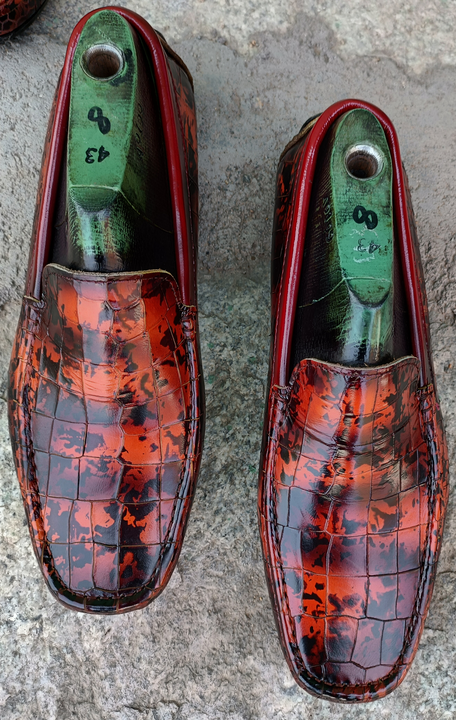 Post image Hand painted Patina Toledo pattern leather shoes manufacturer