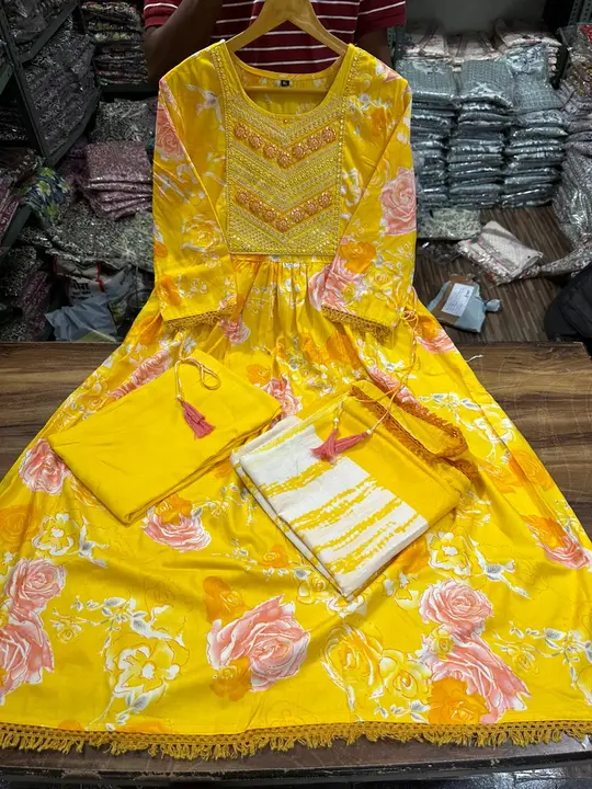 Rayon silk,malmal dupatta  uploaded by Shri shyam Crection on 6/8/2023