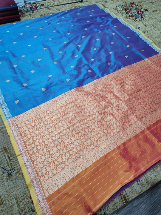 Pure resham silk handloom saree uploaded by Hena silk saree on 6/8/2023