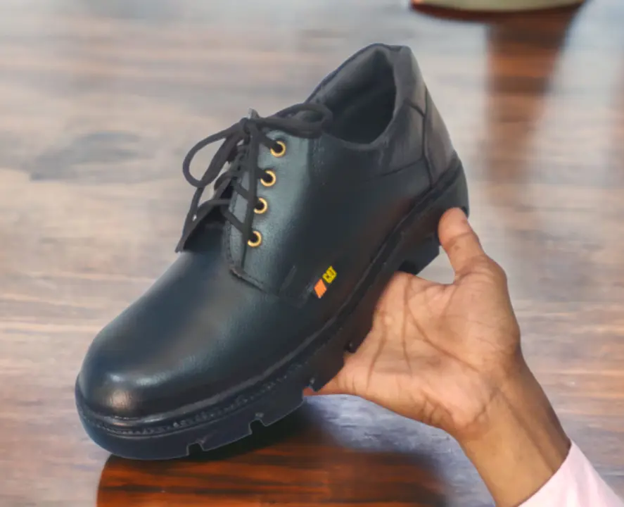 CAT LEATHER SAFETY SHOE uploaded by NEW PREM FOOTWEAR on 6/8/2023