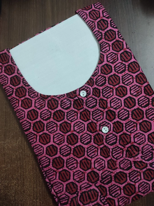 Jaipuri cotton 2 button nighy noght gown free size uploaded by Narsinh Enterprises on 6/8/2023