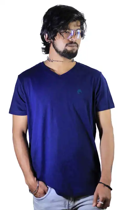 V neck t shirt  uploaded by Arion textile  on 5/31/2024