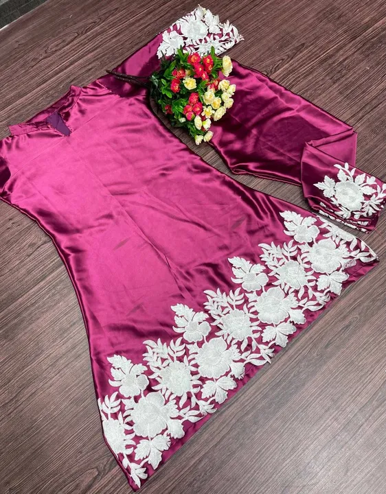 *NEW DESIGNER PARTY WEAR 5 COLOR HEAVY SATEEN TOP WITH FANCY MOTI LESS*

*CODE :- KF - 1486*
*RATE : uploaded by Fashion Textile  on 6/8/2023