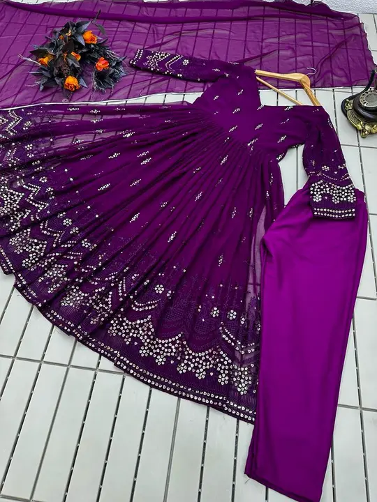 🎊 *CODE:- ZD-10044*🎊

🧵 *DETAILS*

*👚GOWN*🎊

*🧶FABRIC*  : Fox Georgette 
*🪢WORK*    : Embroid uploaded by Fashion Textile  on 6/8/2023