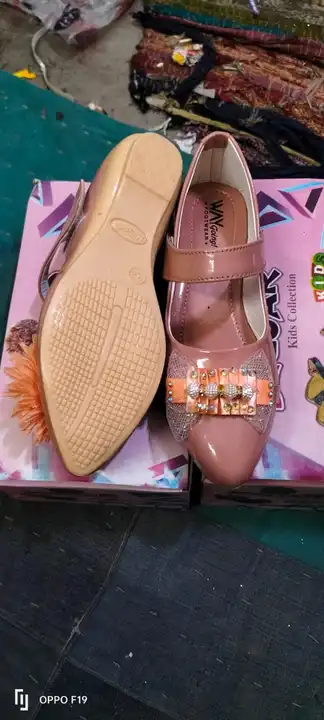 Product uploaded by Faiz Alvi foot wear girls on 6/9/2023