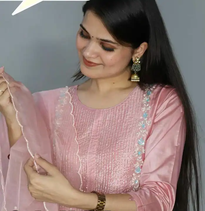 

*KURTI WITH PANT WITH DUPATTA SET*

BAUTIFUL NECK ON WORK

*SIZE - M L XL uploaded by Radha Rani collection on 6/9/2023