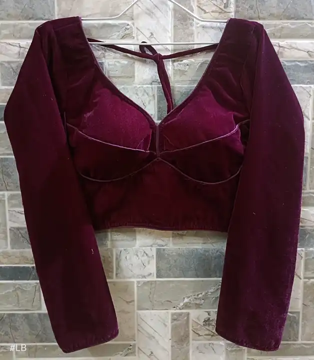 Velvet blouse uploaded by 7 pleats on 6/9/2023