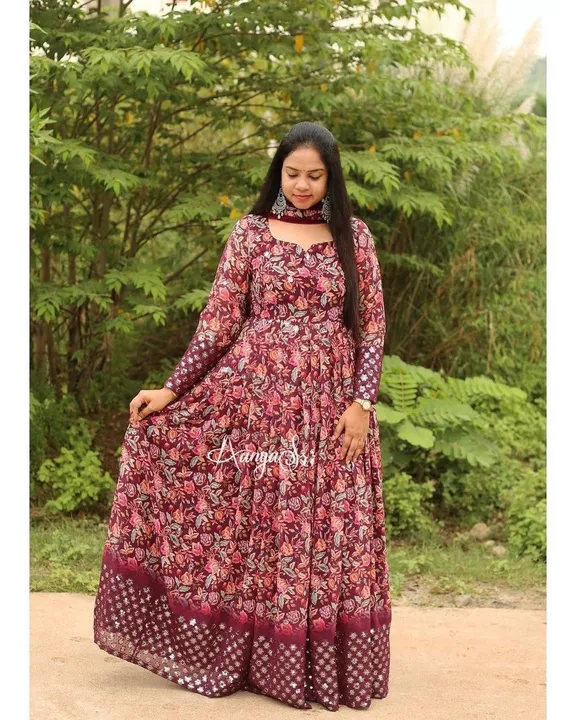 LC 963

♥️ PRESENTING NEW DESIGNER PRINTED ANARKALI GOWN ♥️

♥️ GOOD BUTTER SILK OUTFIT

# FABRIC DE uploaded by A2z collection on 6/9/2023