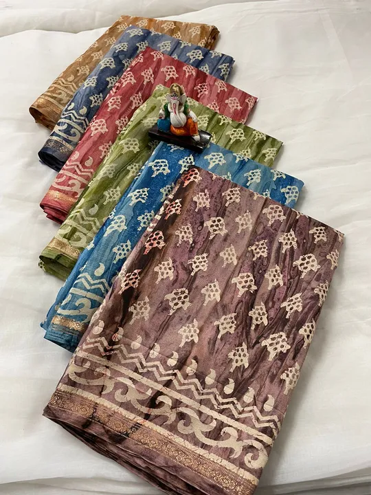 Brand new product.

Fabric ultra soft momos silk with beautiful prism print + viscose zari border  uploaded by business on 6/9/2023