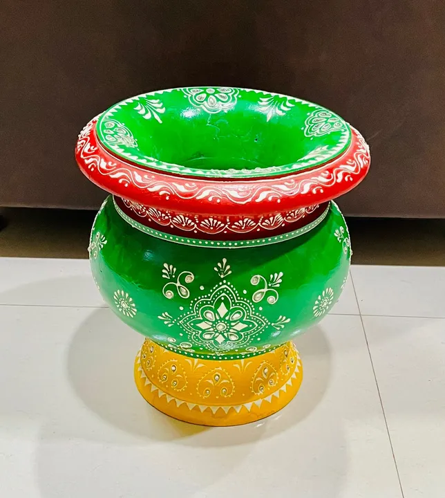 Woodem flowerpot with painted uploaded by Subham handicrafts on 6/9/2023