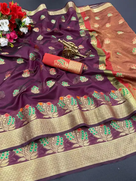 *NEW LAUNCH*

*GORI SAREES *

Vi

A New Premium range Kanjivaram silk fabric with Zari weawing pallu uploaded by Divya Fashion on 6/9/2023