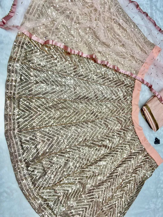 *Presenting You Most Beautiful Latest Lehenga Collection*

Areeh

Fabric Details

Lehenga : Premium  uploaded by Divya Fashion on 6/10/2023
