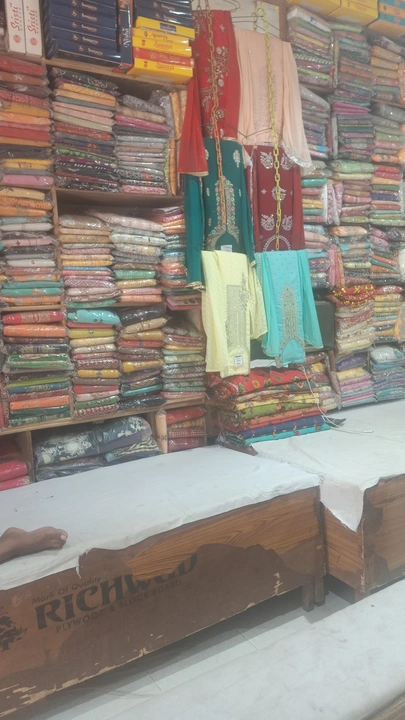 Shop Store Images of Deepak cloth House