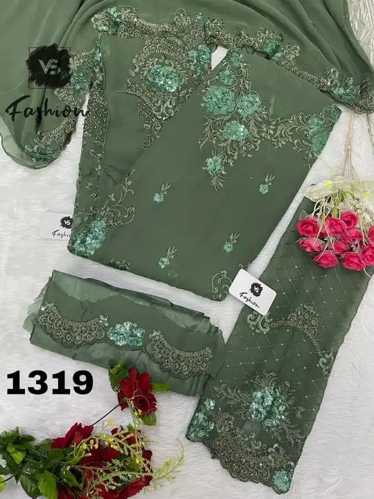 Pakistani suit  uploaded by Ayat collection on 6/10/2023