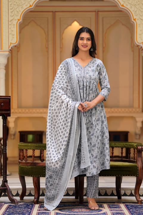 Cotton kurta with pant & cotton dupatta uploaded by business on 6/10/2023
