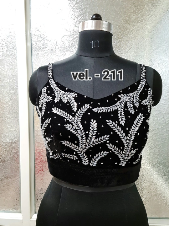 D.no. Vel 211
,Velvet 9000 fabric uploaded by Keval Enterprise on 6/10/2023