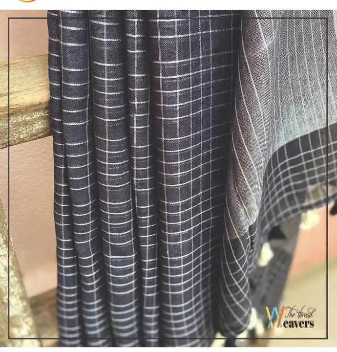 Cottan linen check saree  uploaded by Peehu handloom  on 6/10/2023